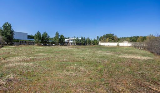 Участок в КП Ренессанс парк