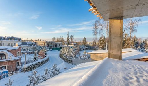 Дом без отделки в Агаларов Эстейт