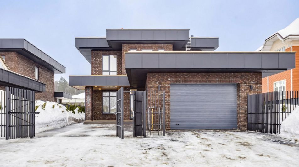 Дом у пруда в КП Русская деревня