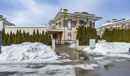 Современный дом в КП Прозорово