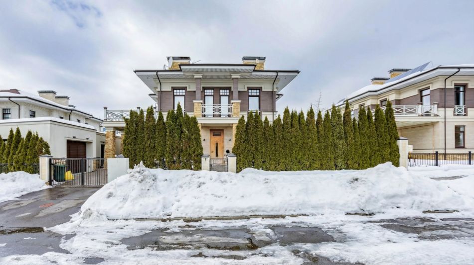 Современный дом в КП Прозорово