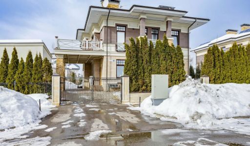 Современный дом в КП Прозорово