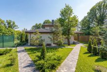 Дом с теннисным котом в СНТ Пламя