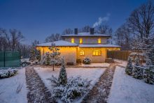 Дом с теннисным котом в СНТ Пламя