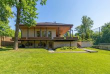 Дом с теннисным котом в СНТ Пламя