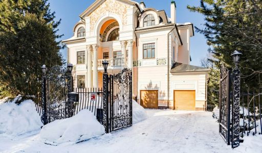 Классический дом в КП Береста-1