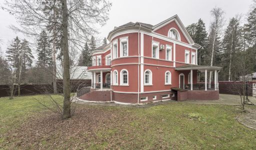 Дом у леса в г.Мытищи