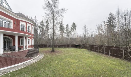 Дом у леса в г.Мытищи