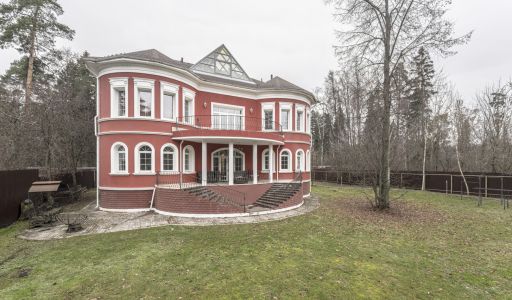 Дом у леса в г.Мытищи