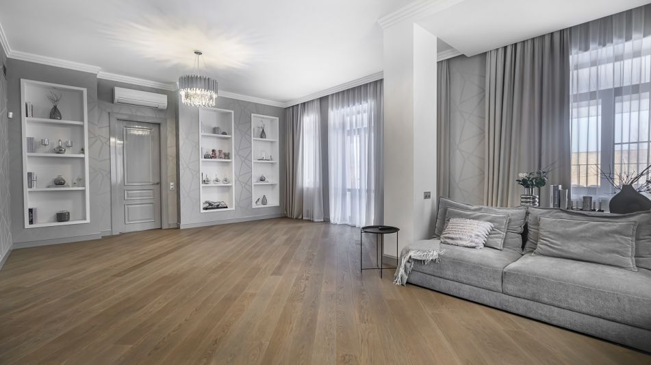 Дом с бассейном в КП Гринфилд