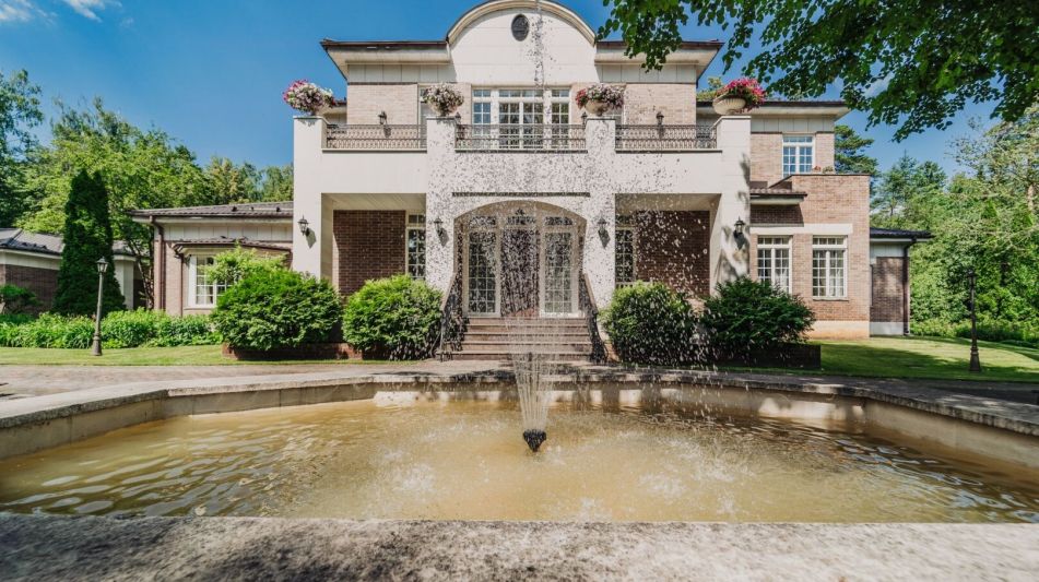 Английский особняк в КП Поречье