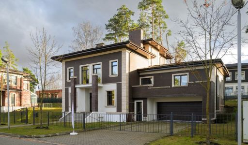 Дом в КП Петрово-дальнее