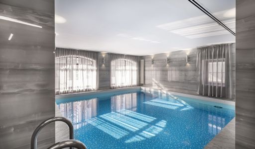 Дом с бассейном в КП Гринфилд