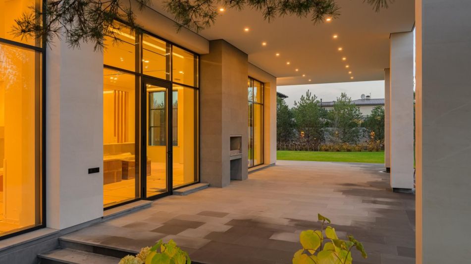 Вилла из мрамора в Николо-Урюпино