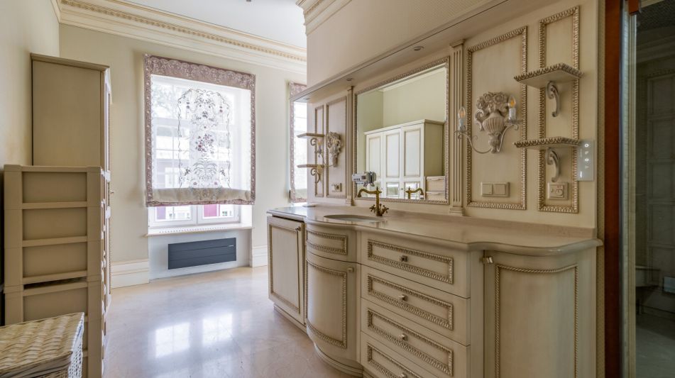 Дом с бассейном в КП ПаркВилл