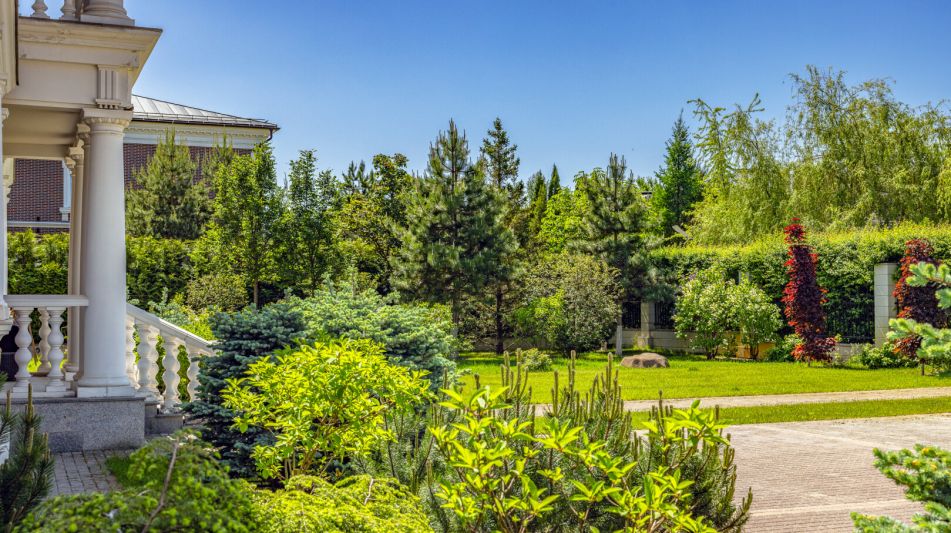 Дом с бассейном в КП ПаркВилл