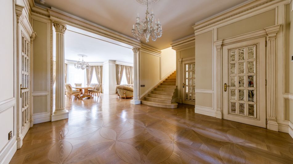 Дом с бассейном в КП ПаркВилл