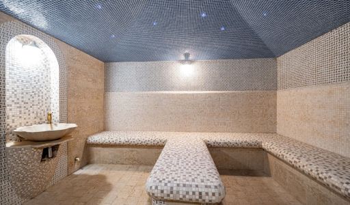 Дом с бассейном в КП Поречье