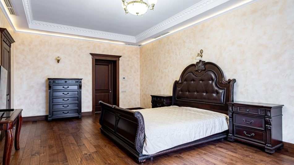 Дом с бассейном в КП Поречье