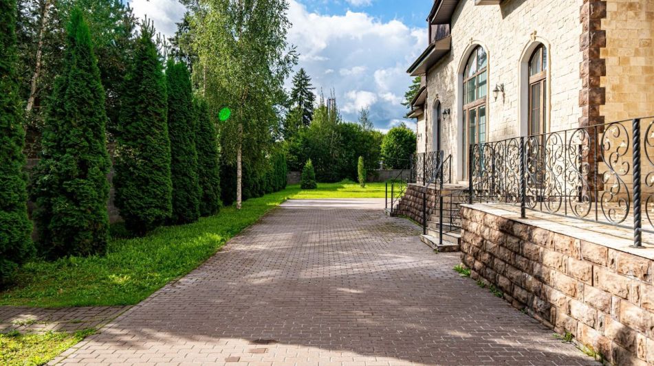 Дом с бассейном в КП Поречье