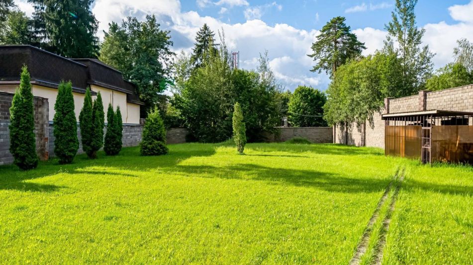 Дом с бассейном в КП Поречье