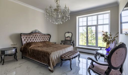 Особняк в кп Шато Соверен