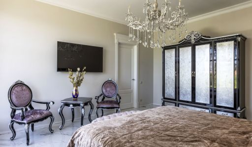 Особняк в кп Шато Соверен