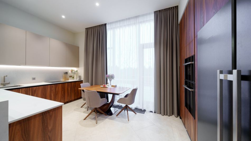 Таунхаус в поселке Парк Фонтэ