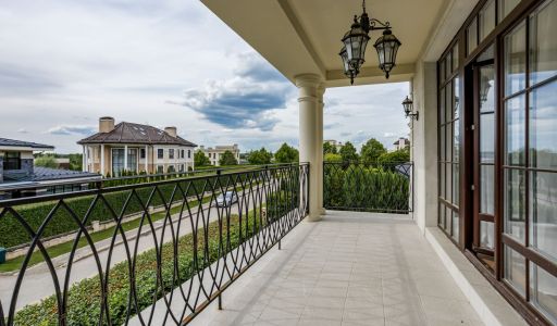 Новый дом в КП Ренессанс парк