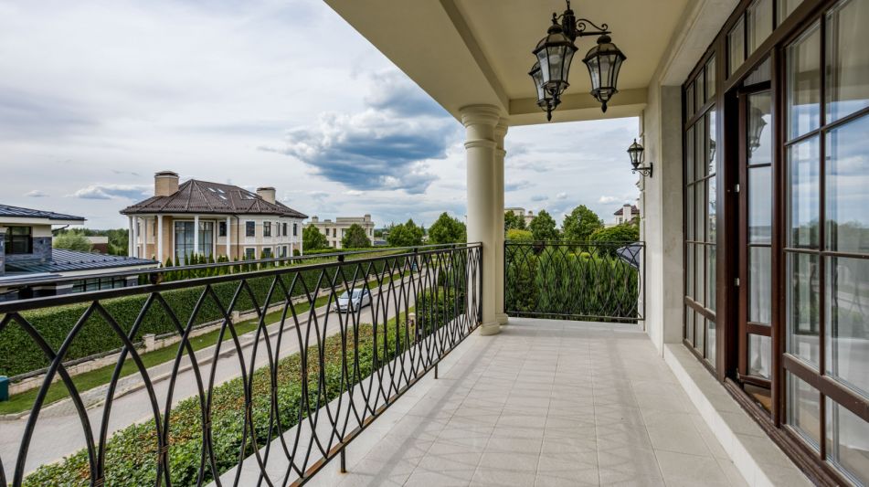 Новый дом в КП Ренессанс парк