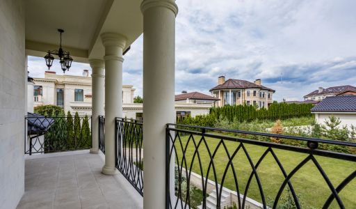 Новый дом в КП Ренессанс парк