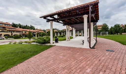 Дом в поселке Маленькая Италия