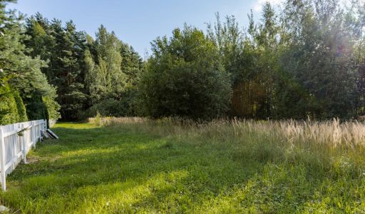 Участок в Резиденции Бенилюкс