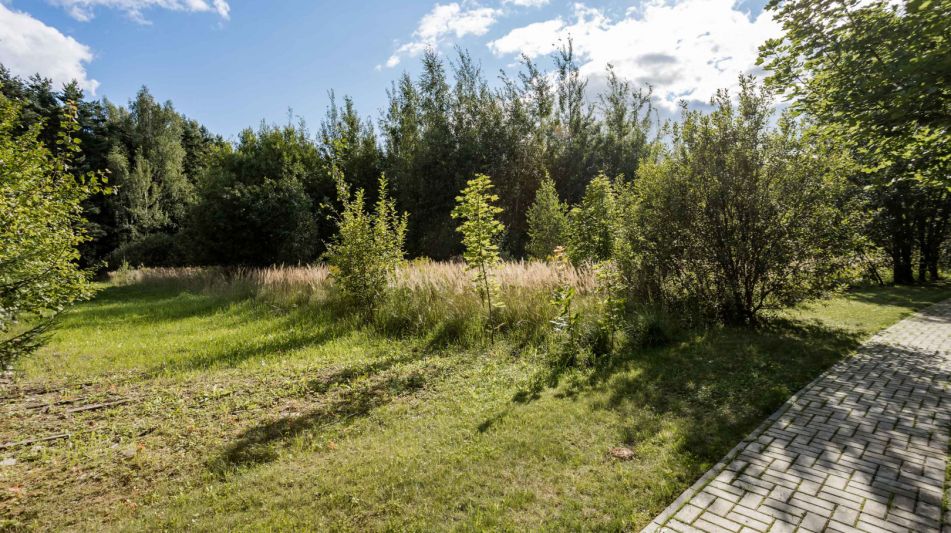 Участок в Резиденции Бенилюкс