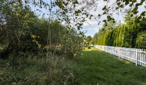 Участок в Резиденции Бенилюкс