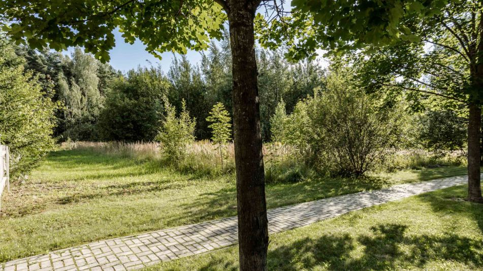 Участок в Резиденции Бенилюкс