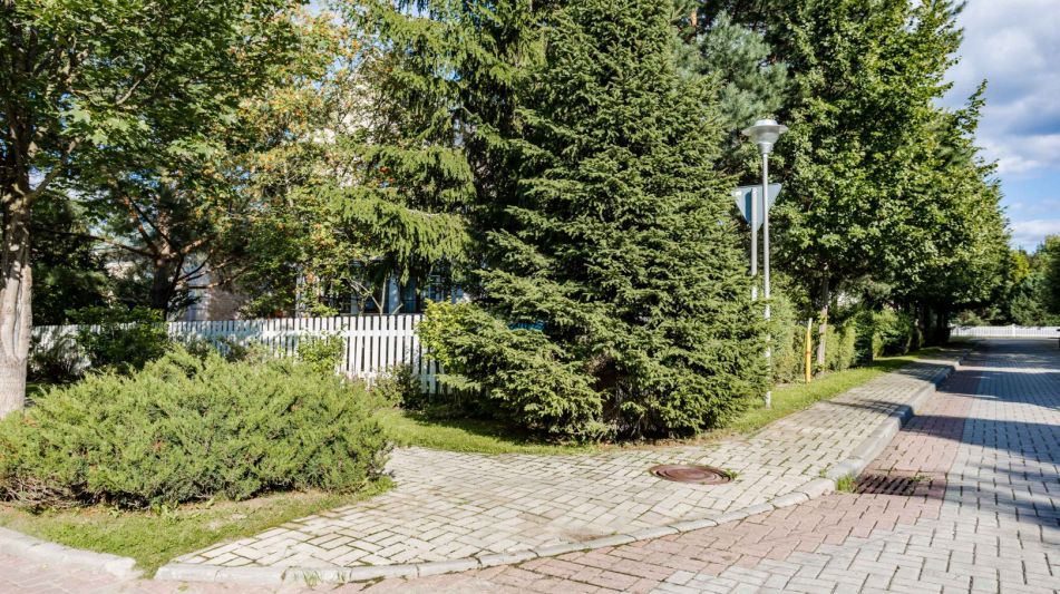 Участок в Резиденции Бенилюкс