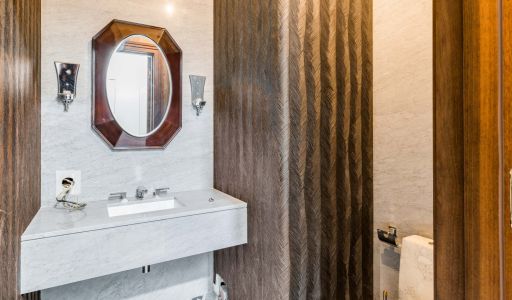 Дом у озера в КП Монолит