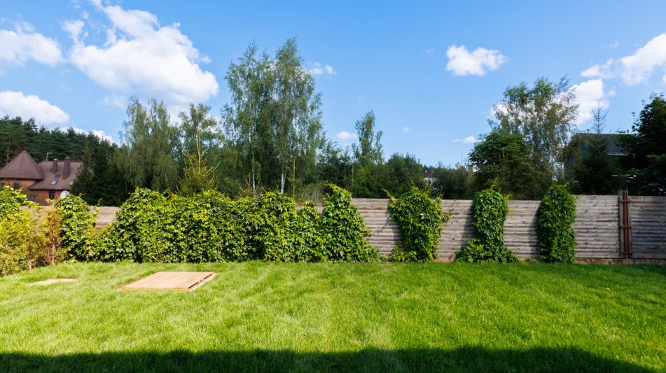 Дом с видом на воду в Славково