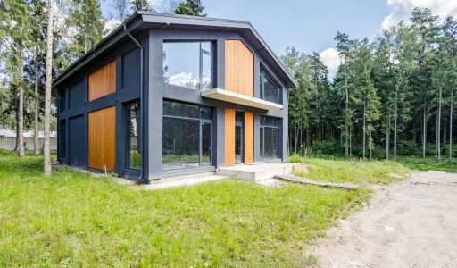 Дом под отделку в кп Лесные Зори