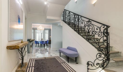 Стильный дом в КП Монтевиль