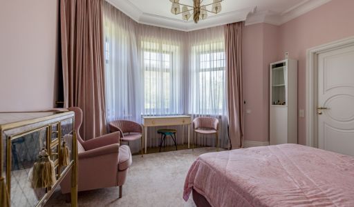 Стильный дом в КП Монтевиль