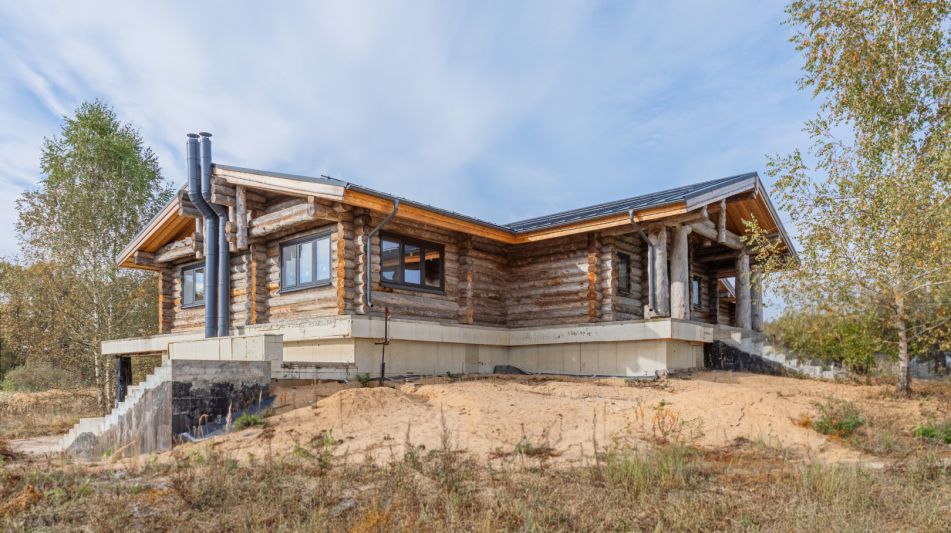 Дом с видом на воду в КП Пчелка