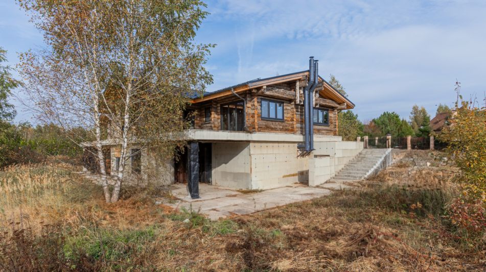 Дом с видом на воду в КП Пчелка