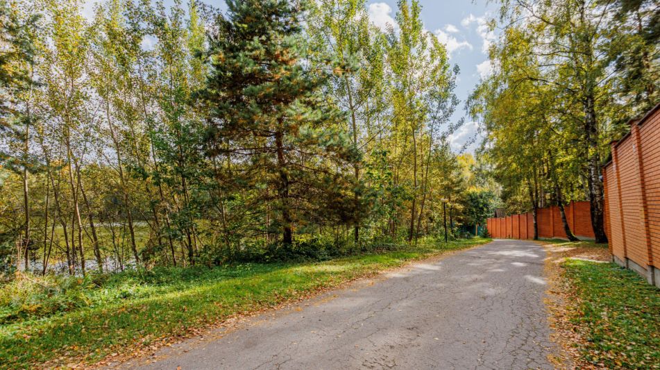 Новый дом в поселке Веледниково