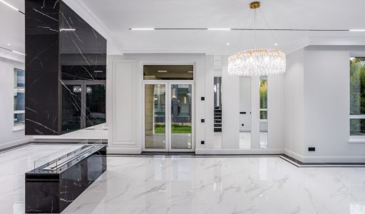 Дом у озера в КП Новорижский