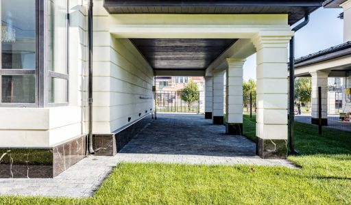 Дом у озера в КП Новорижский