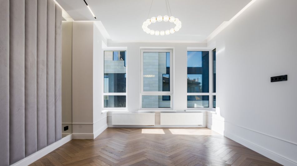 Дом у озера в КП Новорижский