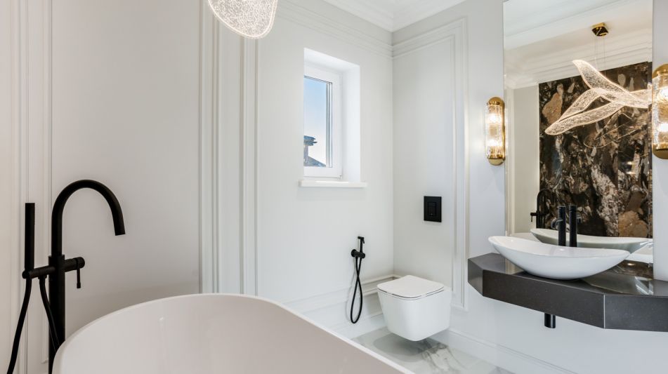 Дом у озера в КП Новорижский