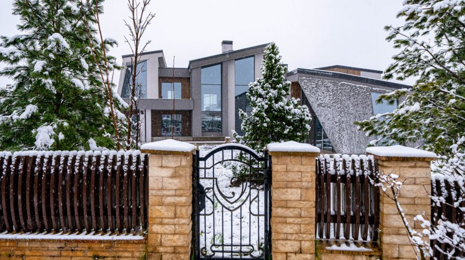 Дом у озера в КП Миллениум парк